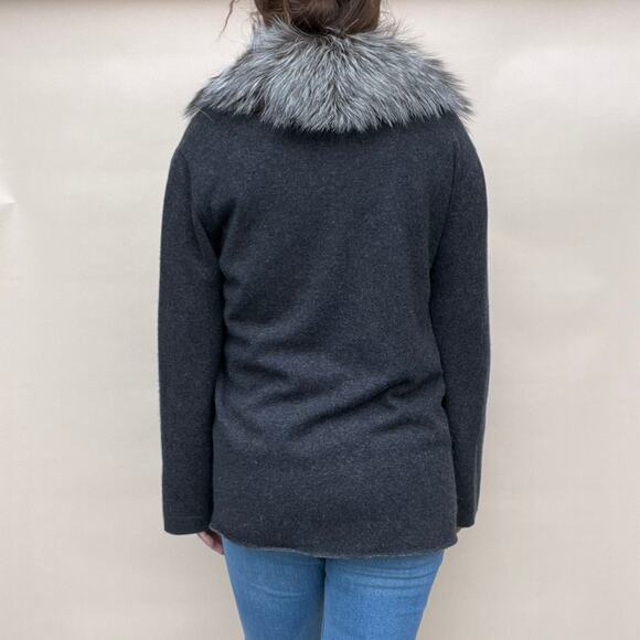Stunning Gray Cashmere and Fox collar cardigan by Neiman Marcus Womens Size M - Picture 4 of 6
